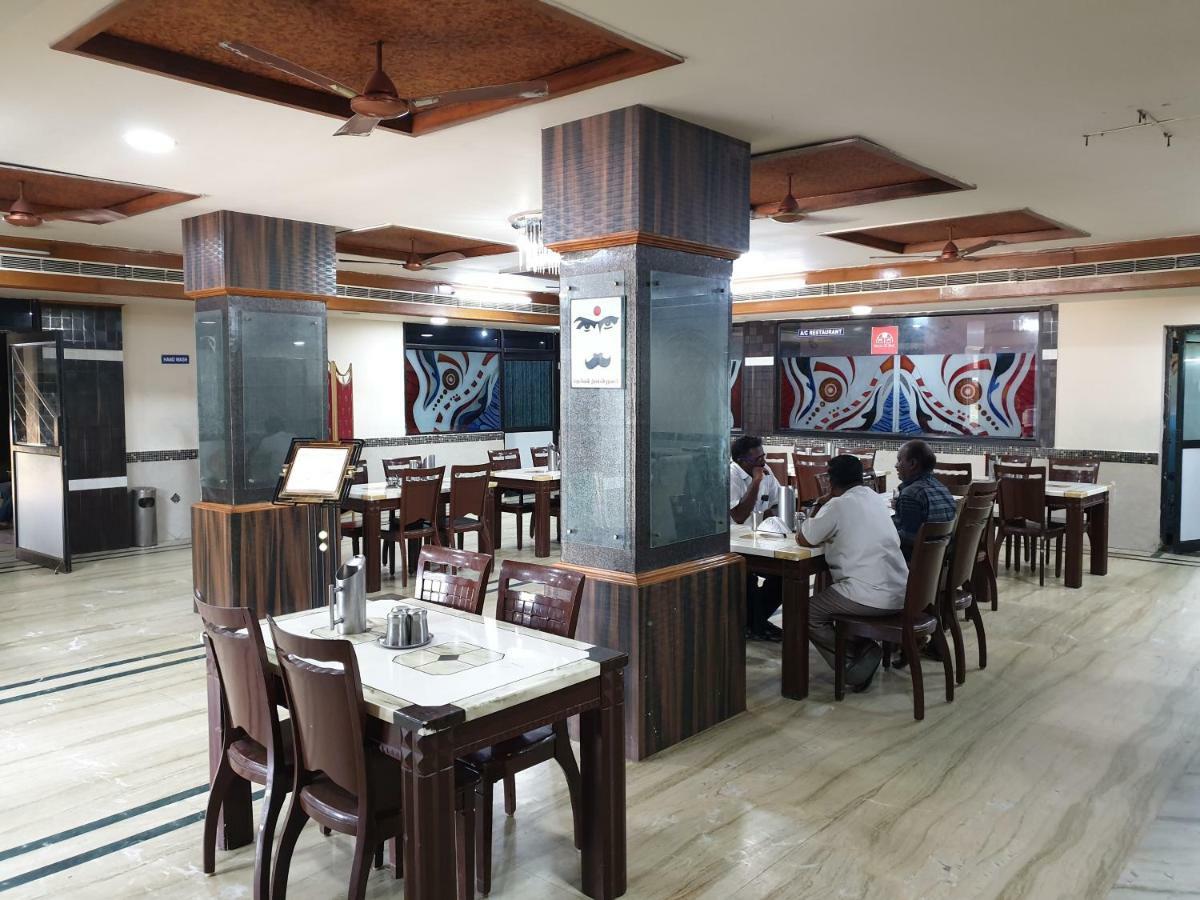Sriannamalaiyar Residency Hotel Vellore Ngoại thất bức ảnh
