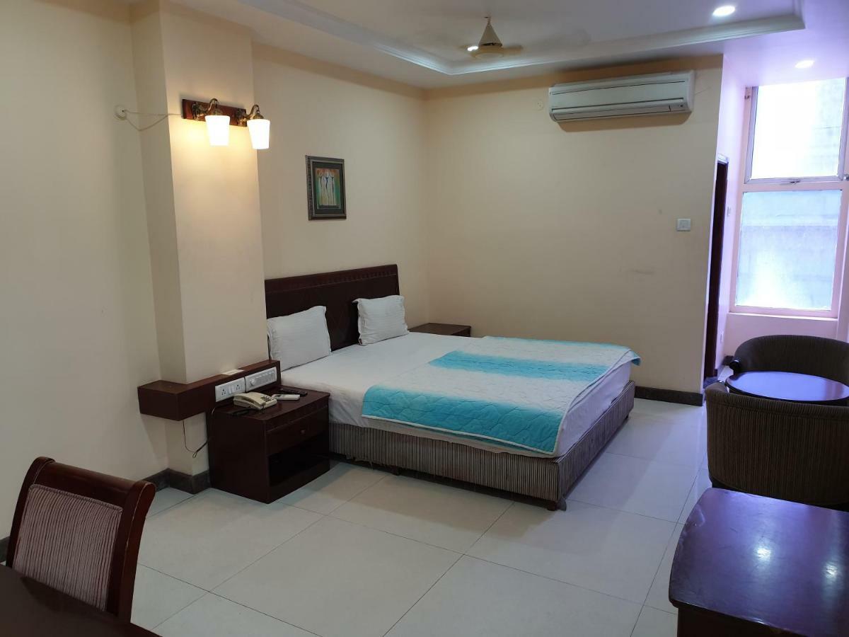 Sriannamalaiyar Residency Hotel Vellore Ngoại thất bức ảnh